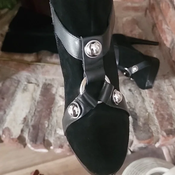 Alexander McQueen VTG Black Knee High Platform Stiletto Boots Gothcore Archive